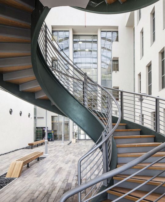 מרכז לוגיסטי שטראוס