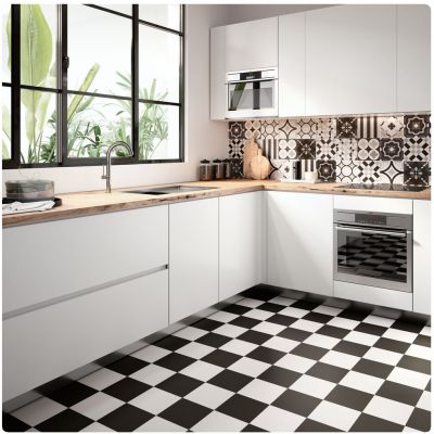 PATCHWORK BLACK & WHITE